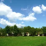 Domaine De Turistaház