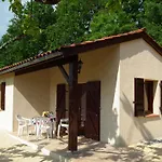בית נופש צרפתי Domaine De Gavaudun