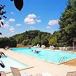 Domaine De Turistaház Gavaudun