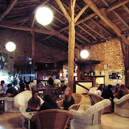 Gîte Domaine De Gavaudun